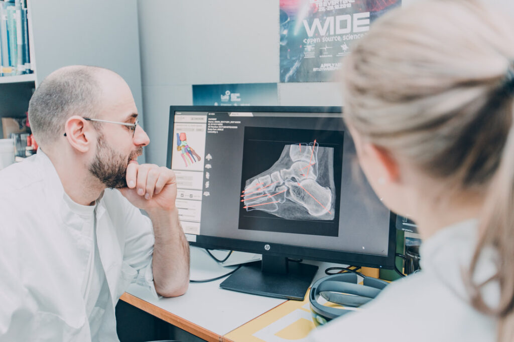 8h0a2321_3_orig Image